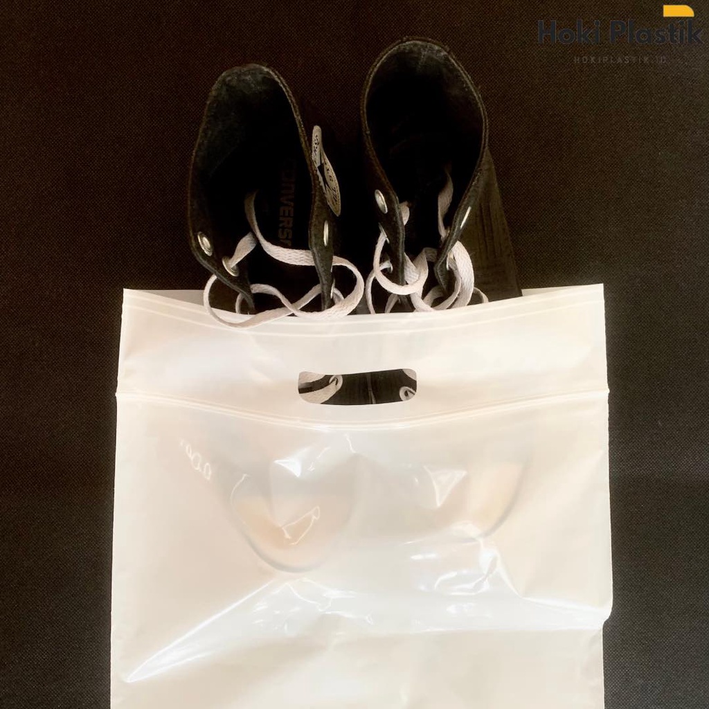 PLASTIK KLIP 30x38+7cm Isi (50pcs) POND PE GAGANG ZIPLOCK PACKING BAJU HIJAB SEPATU LAUNDRY SNACK MAKANAN ZIP TENTENG KECIL BESAR TEBAL POLOS CETIK KEMASAN BUNGKUS GLOSSY PREMIUM ULANGTAHUN SOUVENIR MURAH KRESEK PLASTIC SABLON CUSTOM WADAH CLOTHING DISTRO