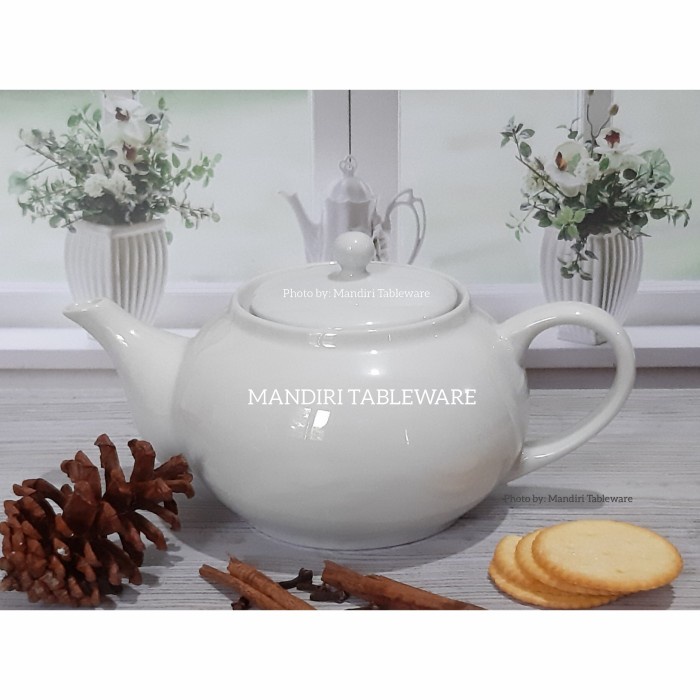 Peralatan Minum Teko Keramik / Tea Pot Putih Polos (Volume: 500 Ml)