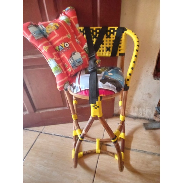 paket komplit sabuk+bantal stang//boncengan anak motor matic//kursi rotan motor matic Vario Beat Scoopy Mio//dudukan anak motor matic//bangku rotan motor matic