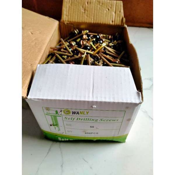 baut rofing baja ringan 5cm 1dus  sekrup atap baja ringan alderon 12 x 50 1dus