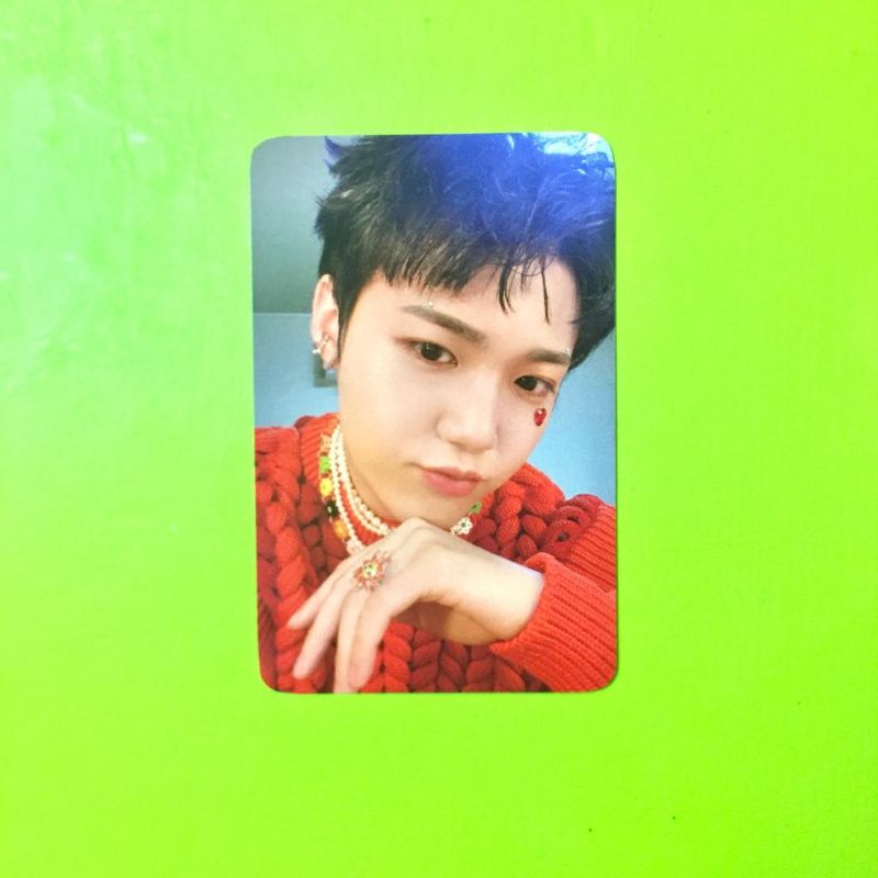 PC DOYOUNG DOBBY TREASURE POB KTOWN B VER YG TAG ALBUM