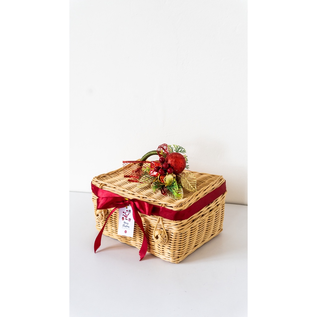 

Sila Christmas Series Picnic Basket 2022