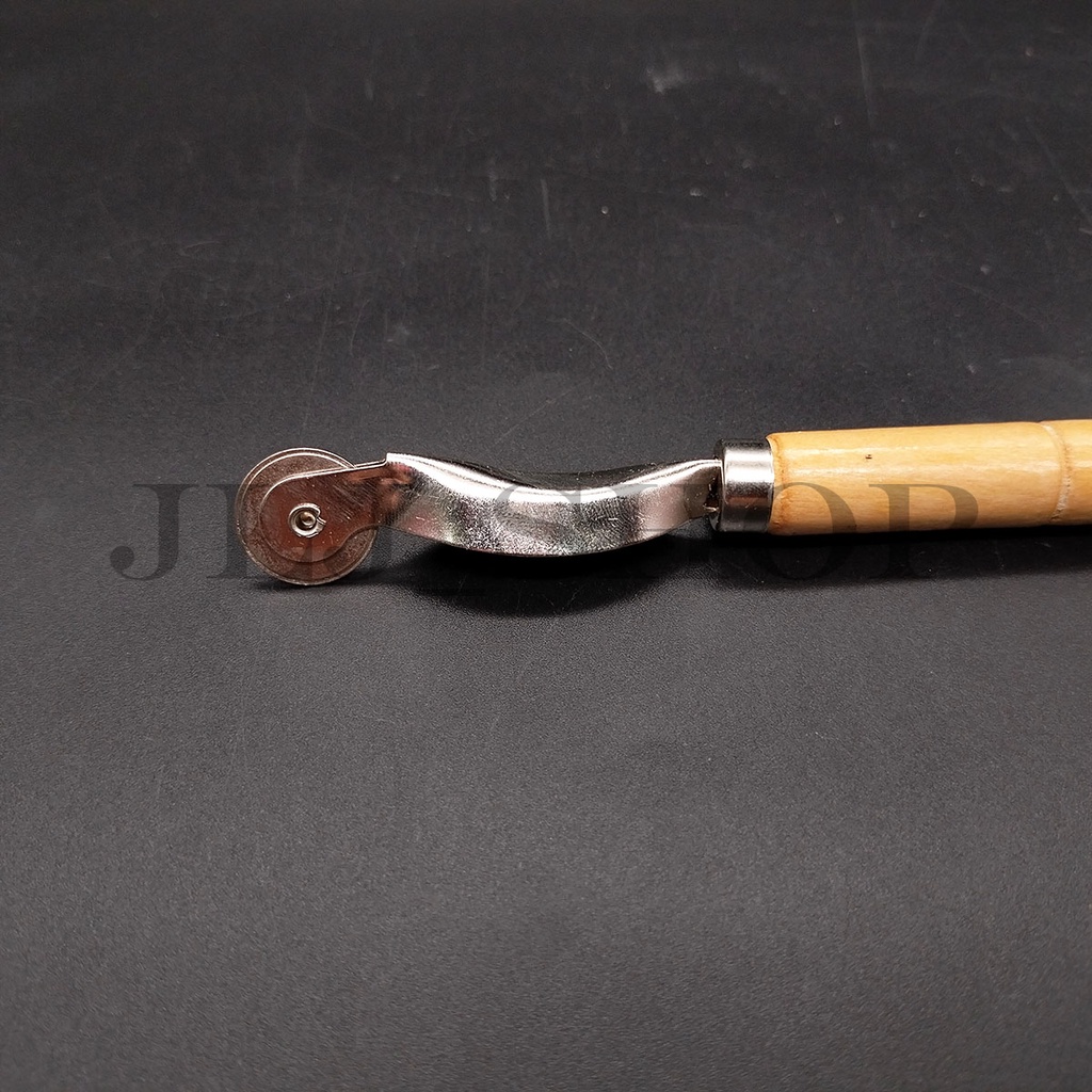 Rader kayu /tracking wheel /alat penanda bahan