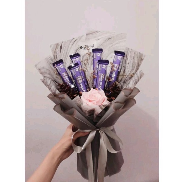 

BUKET COKLAT CADBURY 30gr PREMIUM BUKET VALENTINE