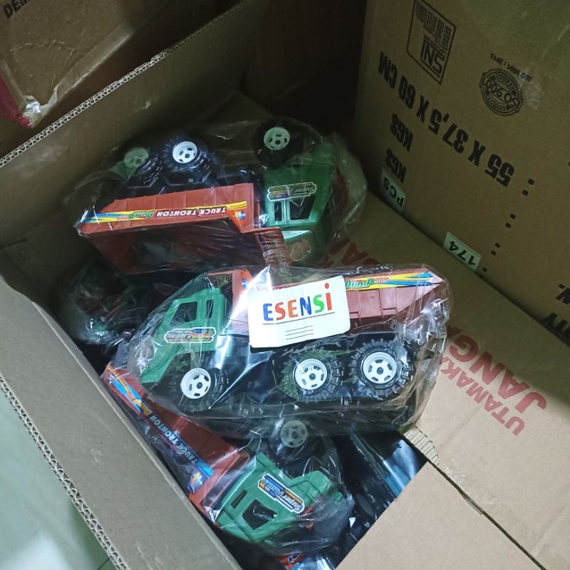 TERBARU  Mainan Mobil Truk Tronton Moil Pengangkut Pasir Mobil truck/Toys TTD999 TERBARU 