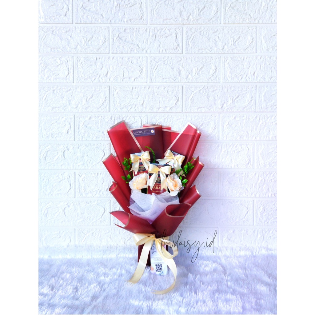 

Luvdaisy.id Buket Custom