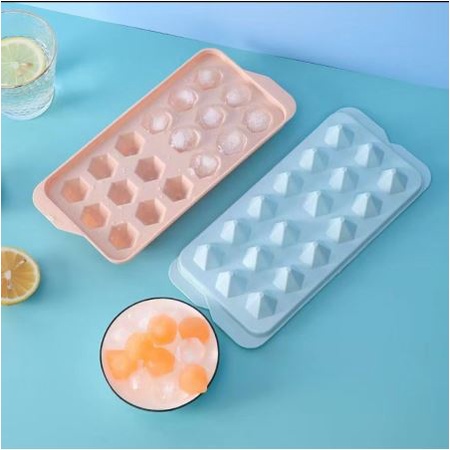 Cetakan Es Batu 18 lubang C011