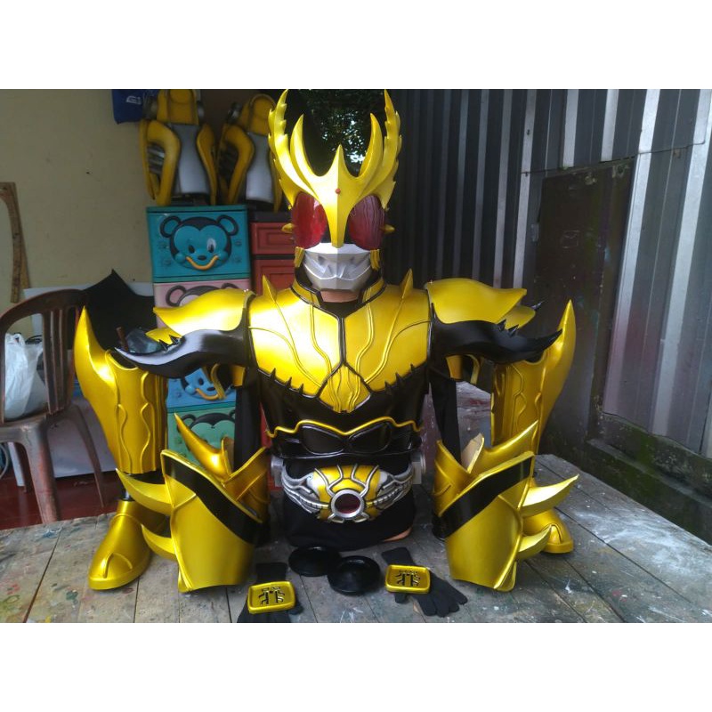 Kostum Kamen Rider Kuuga Rising + free helmet