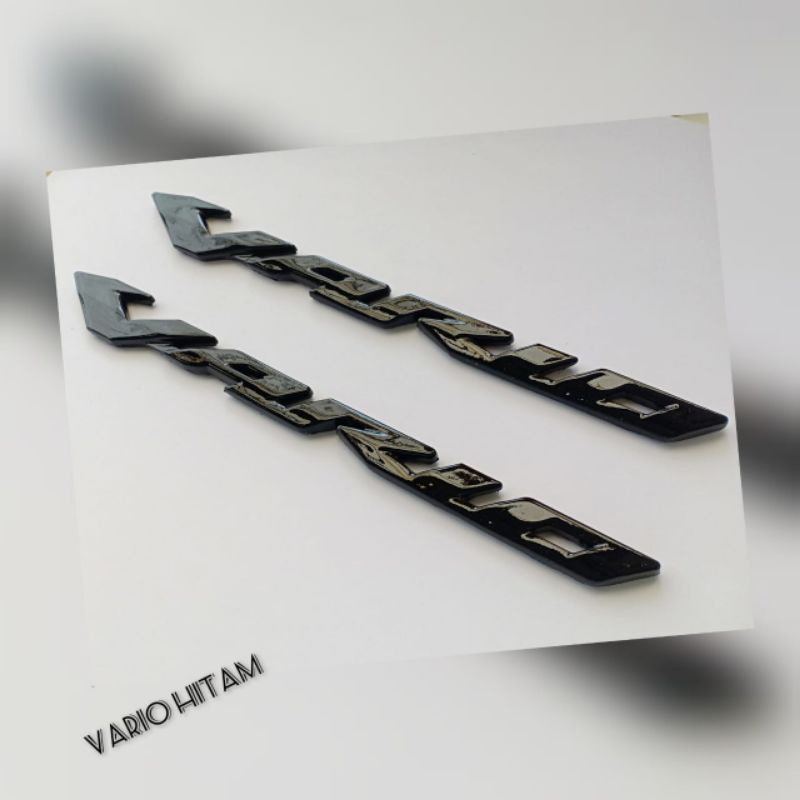 Emblem vario timbul Hitam 3D Harga Sepasang (2pcs)