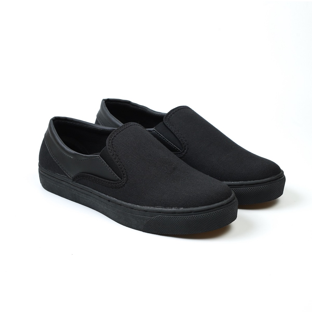 Sepatu Pria Casual Slip On Shoes Tanpa Tali Hitam OnarStreet