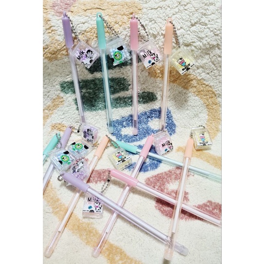 

Ballpoint / Pulpen Gel Gantung Milk / Susu Sapi