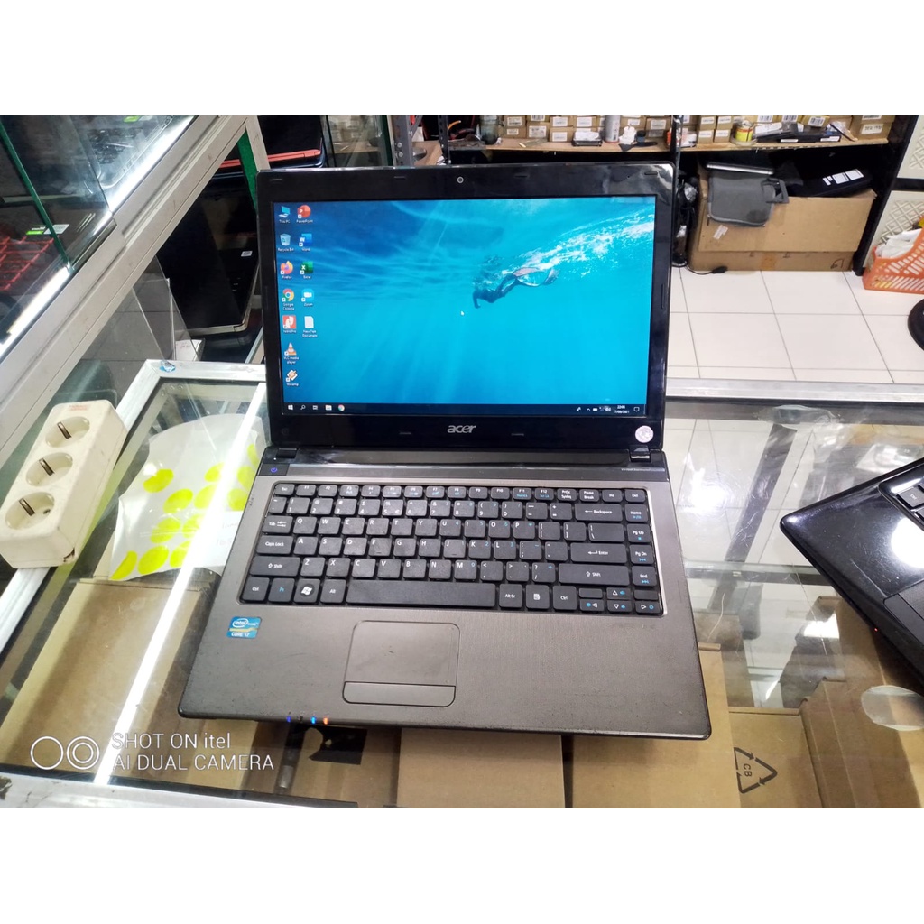 LAPTOP LEPTOP ACER ASPIRE  RAM 4GB HDD 500 GB 14 INCH  VGA NVIDA GEFORCE WINDOWS10 SIAP PAKAI