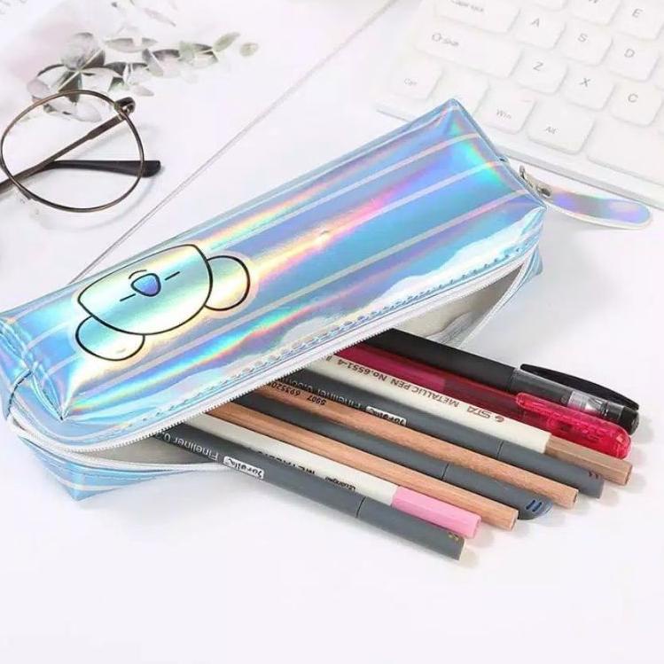 

⇃ (COD)TEMPAT PENSIL BT21 HOLOGRAM / TEMPAT PENSIL BTS BT21 HOLOGRAM う