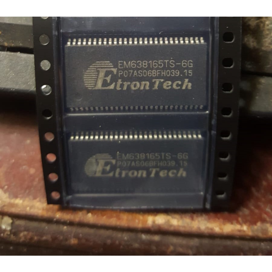 New Original EM638165TS-6G EM638165TS 6G EM638165TS6G EM638165TS TSOP-54 Memori Chip IC Mantaaaabbbb