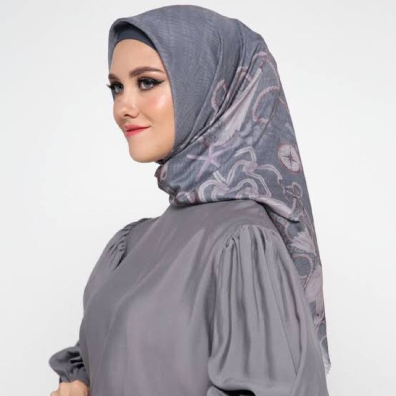 PRELOVED - Buttonscarves Nautical Ezili