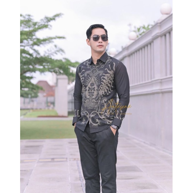 GUNUNGAN KEMEJA BATIK PRIA SLIMFIT