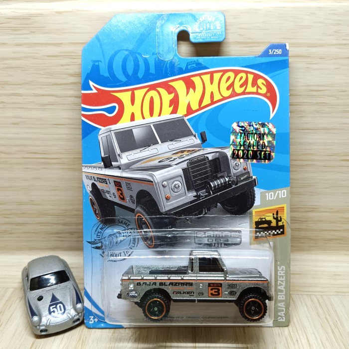 Hot Wheels Land Rover Series III Pickup Zamac