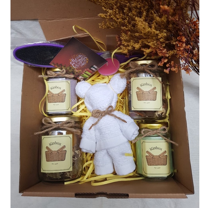 HAMPERS BATH SALT & BATH HERBS | GIFT SET BATH SALT & BATH HERBS | LILY SET