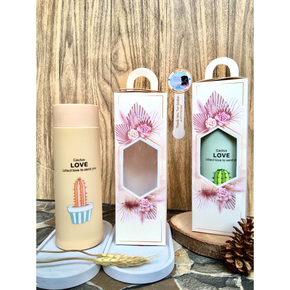 

Dus Souvenir 7x7x21cm