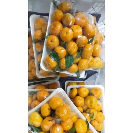 

Jeruk Santang Daun Manis Segar Fresh perpax 500gram