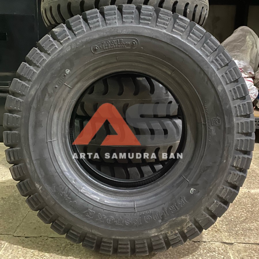Ban Forklift Hidup Bridgestone BS UL ULUG 700 7.00 - 12 12PR