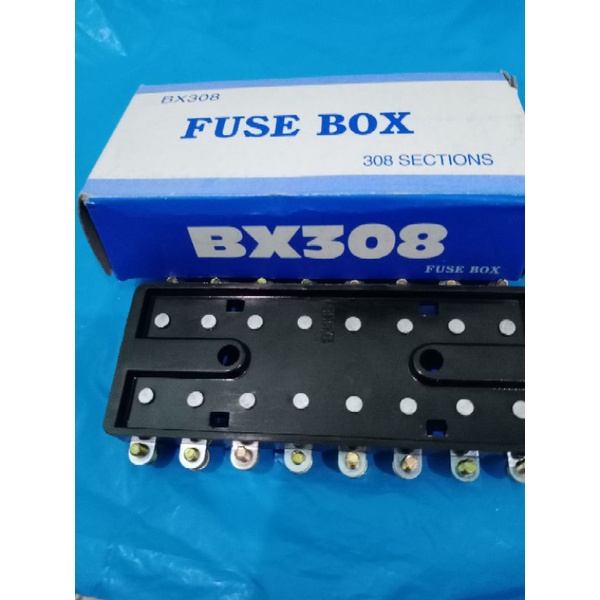 Fuse Box Universal 8 Fuse No Part BX308 / 308 Sections / Kotak Skring Tabung 8 Skring BX308