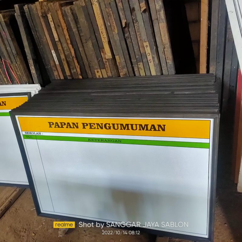 

Papan Pengumuman 120x80cm