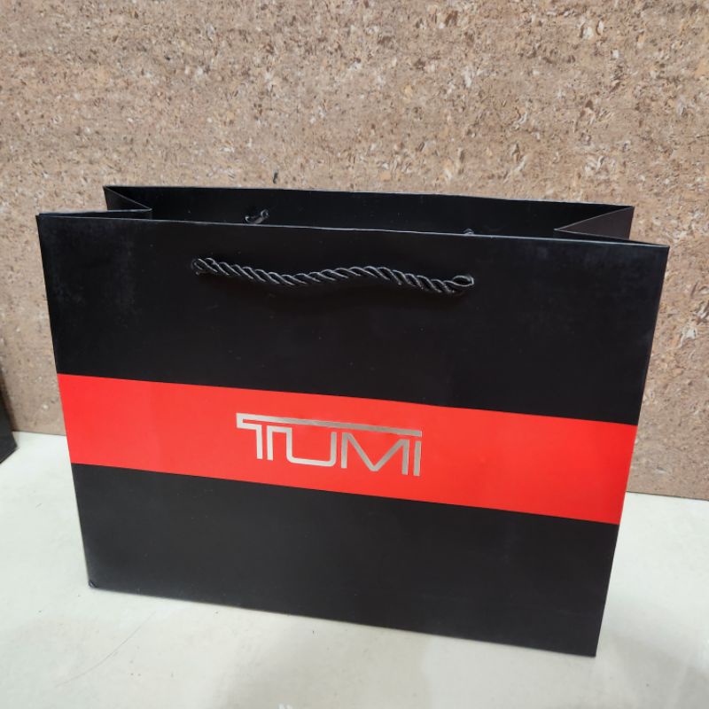 Paperbag tumi kelengkapan tambahan belanja tas di p1shoes