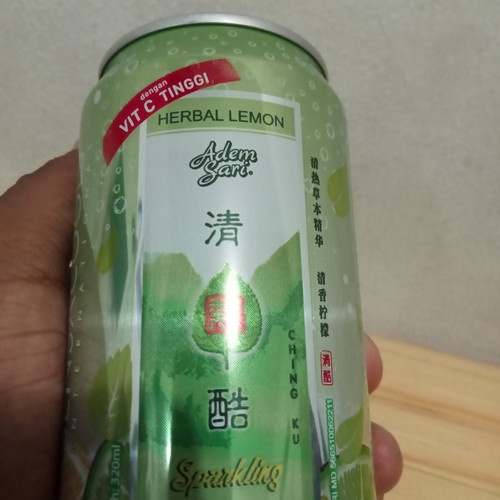 

ADEM SARI Ching Ku Sparkling Kaleng 320ml