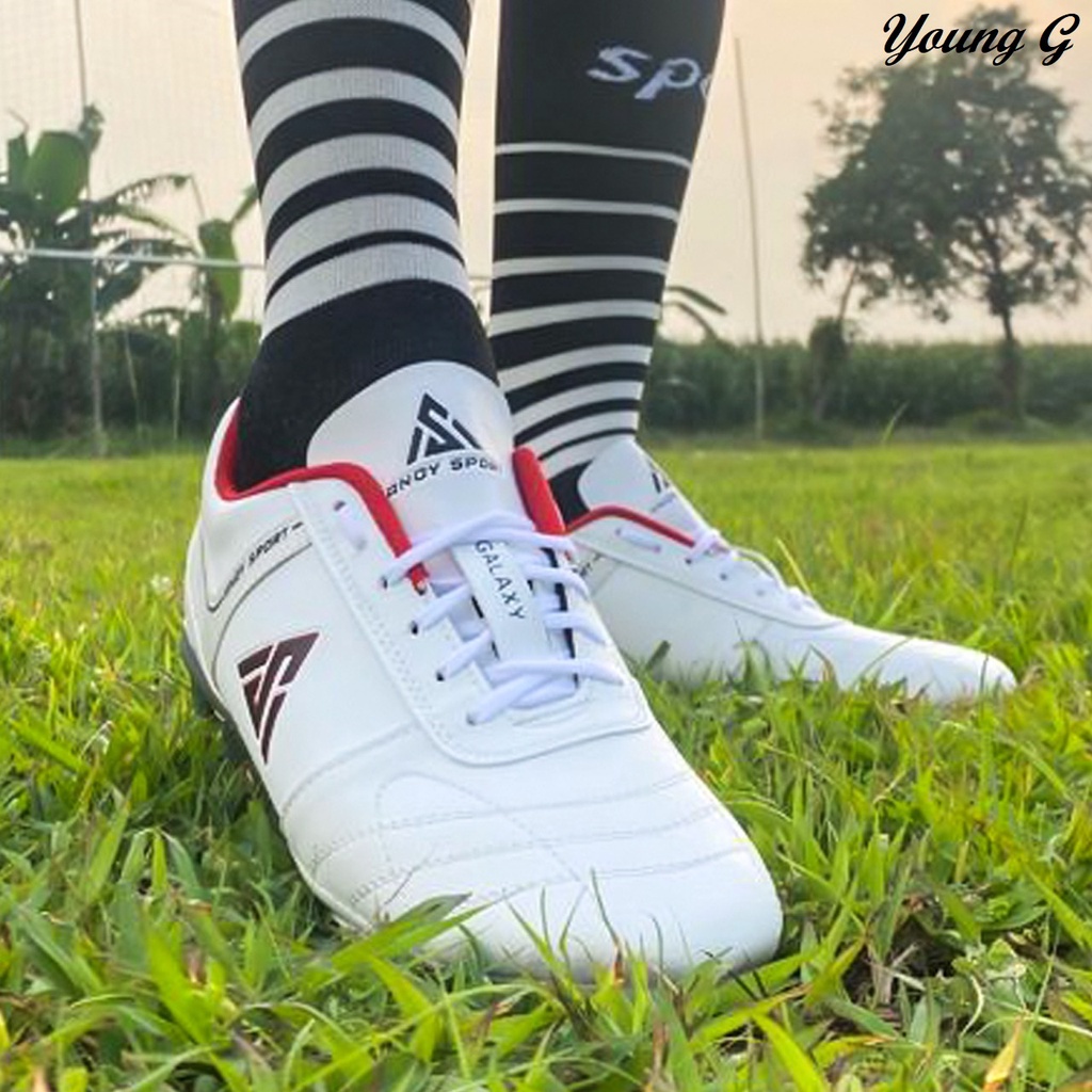 Sepatu Futsal Pria Putih Impor Include Sol