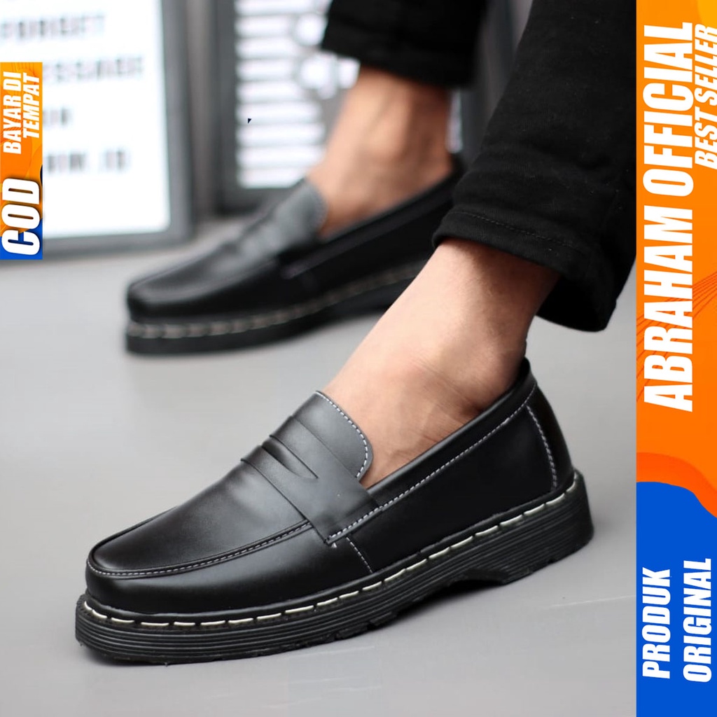 Sepatu Formal Pantofel Kerja Pria Docmart Low Boots Hitam Abraham BERNAD