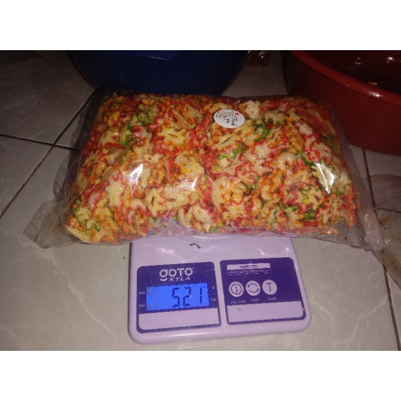 

kerupuk bintang pedas daun jeruk