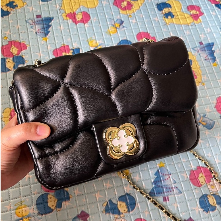 TAS SELEMPANG WANITA ZR QUILTED RANTAI BUNGA
