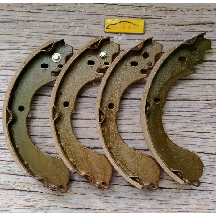 BRAKE SHOE KAMPAS REM BELAKANG NISSAN GRAND LIVINA KGW K-126