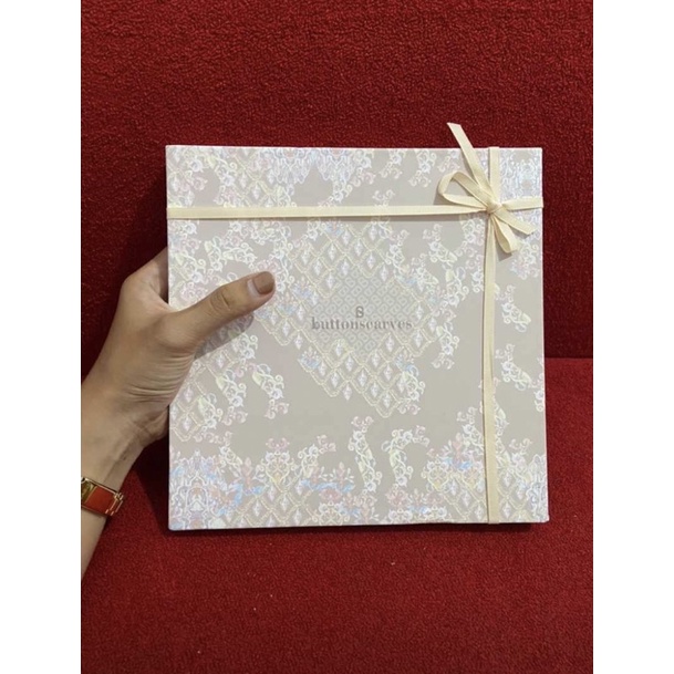 BUTTONSCARVES GRANADA SERIES CREAM TAN