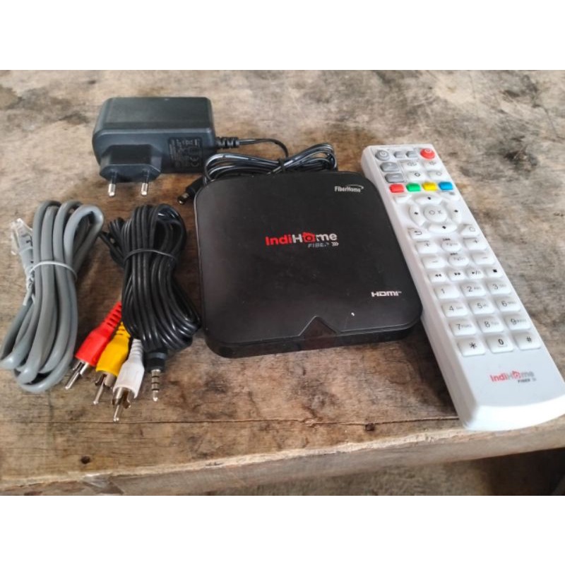 SET TOP BOX HG680P RAM 2GB ROM 8GB ORI