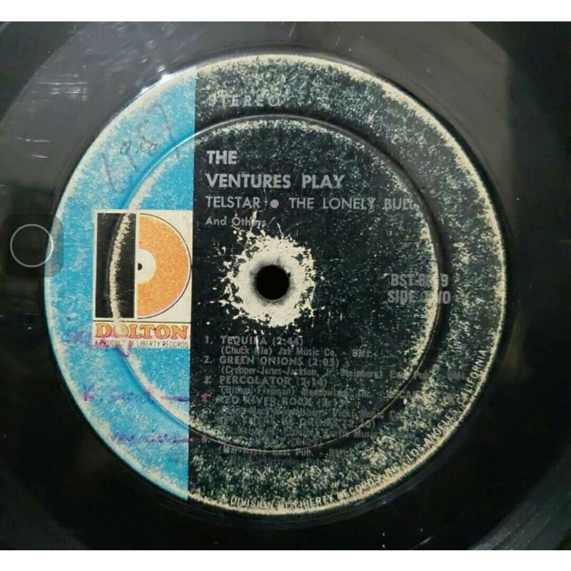 Vinyl Piringan Hitam 12&quot; The Ventures Play