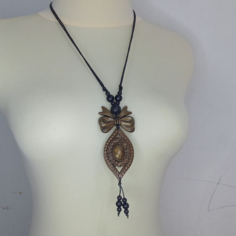 kalung fashion/ kalung wanita/ aksesoris wanita/ kalung hijab