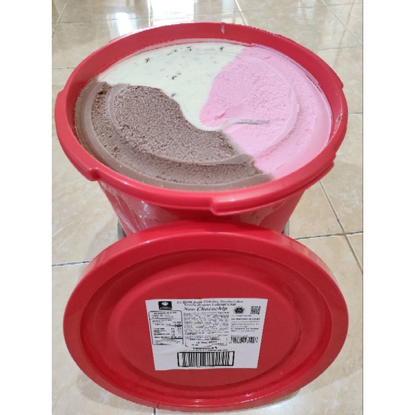 

Ice cream diamond neopolitan chocochip 8 liter