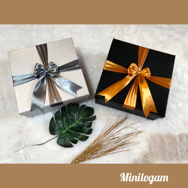 

kotak kado besar ,box hadiah ,hampers,souvenir