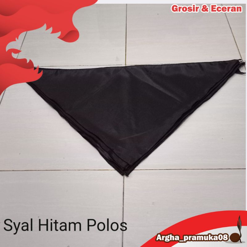 Syal Slayer Bandana Segitiga Hitam Polos bijian