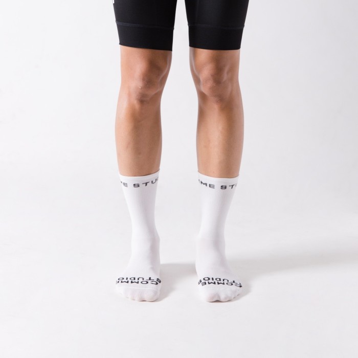 COMME STUDIOS SOCKS (WHITE)
