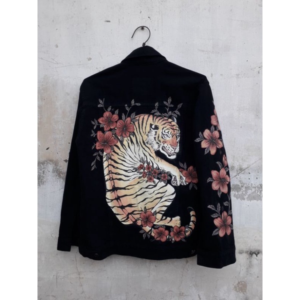 jaket harimau