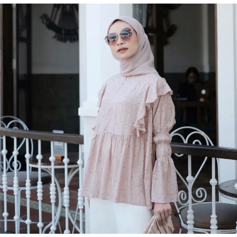 sale vanilla hijab riana blouse