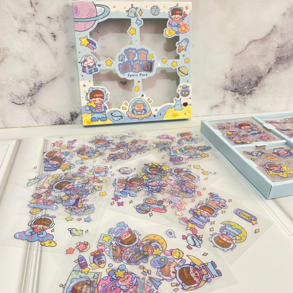 BOX STICKER SENMU V5 ISI 100 LEMBAR CUTE LITTLE GIRL HARGA SUPER MURAH PAKET STIKER BOKS GIFT HADIAH SPECIAL EDITION FAVORIT ANAK READY GROSIR DAN COD