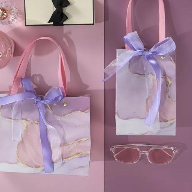 

DAPATKAN SEGERA (2pcs)PREMIUM PAPER BAG + PITA Tas Tenteng Kado Gift Bag Shopping Bag Tas Hampers Souvenir Tas Kertas Paperbag Motif Jumbo Papper Bag Besar$