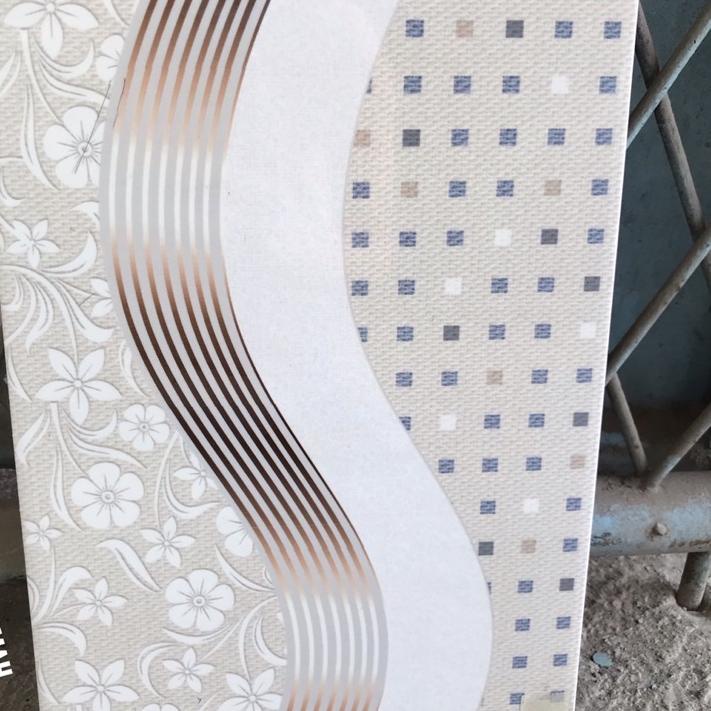 BestSeller keramik dinding 25x40 motif garis (mengkilap)/ keramik dinding dapur/ keramik kamar mandi/ keramik dinding motif bunga