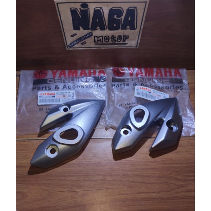 Kuping Lampu Sen Kanan Kiri Vixion Tahun 2010-2012 Original YGP