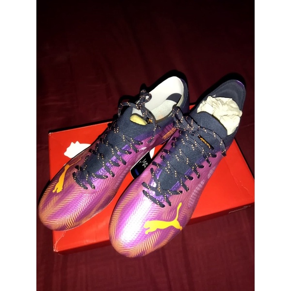 Sepatu Bola Puma Ultra FG/AG