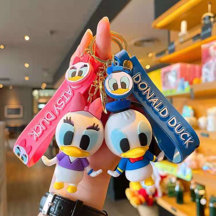 Gantungan Kunci Universal Multifunsi 3D Silicon Design Cute Character Disny Donal Duck